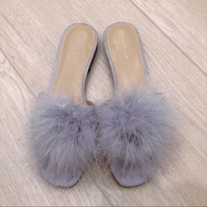 Cute and fluffy sandals